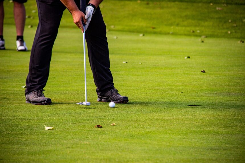 how do you play the game of golf
